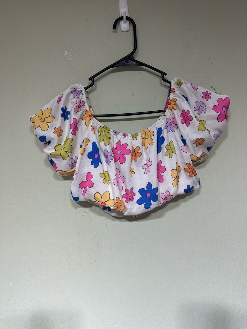 NWT Le Lis bright colorful flower puff sleeve cropped top women’s size xs